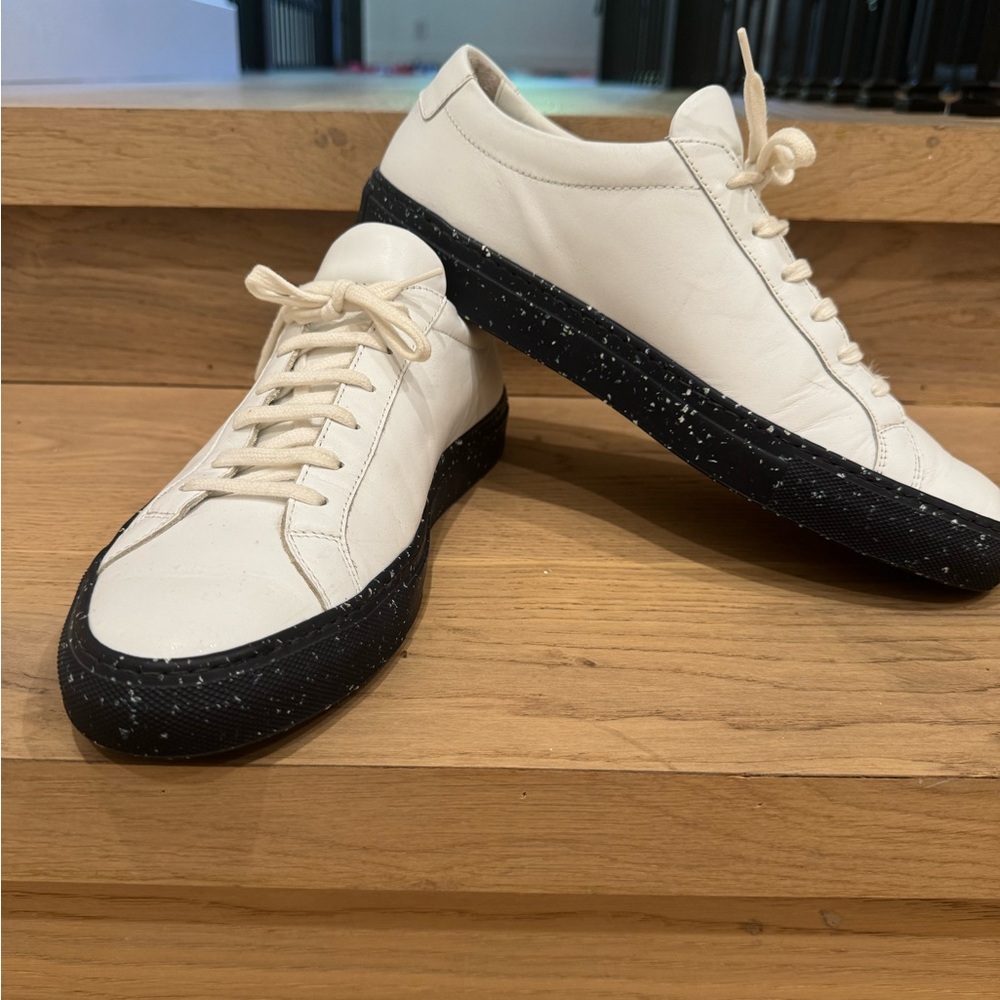 Common Projects White Sneakers with Navy Speckled Soles Size 41 Made in Italy